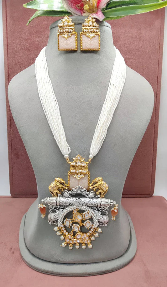How to Choose the Perfect Oxidized Necklace Set Online for Every Occasion