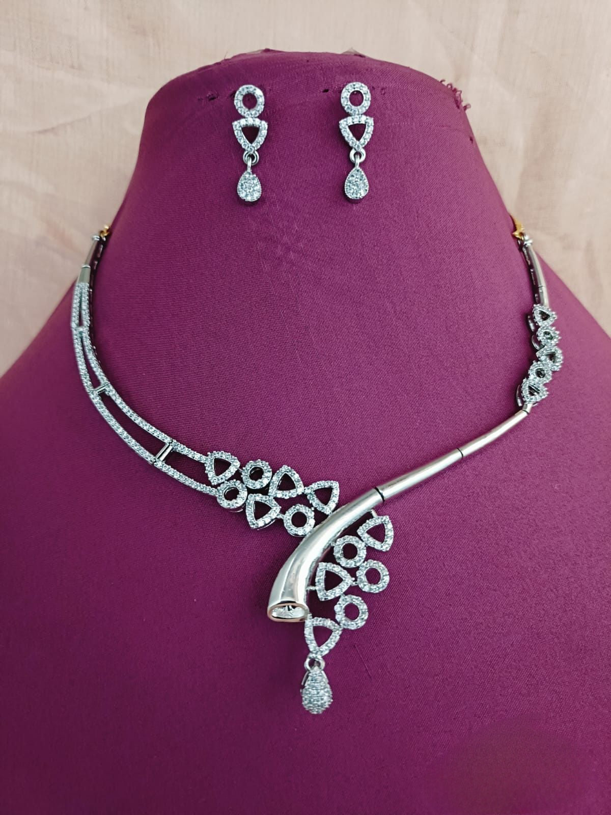 American Diamond Necklace Set with Earrings, occassion necklace, beautiful neckpiece