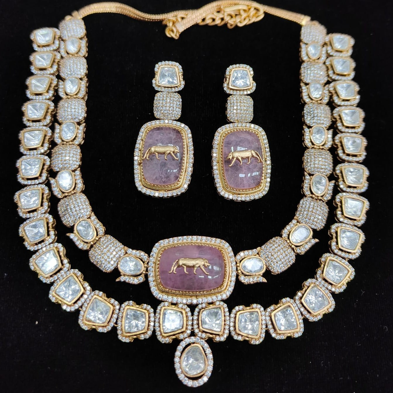 Sabaychi Splendor Polki Kundan Necklace Set with Exquisite Matching Earrings