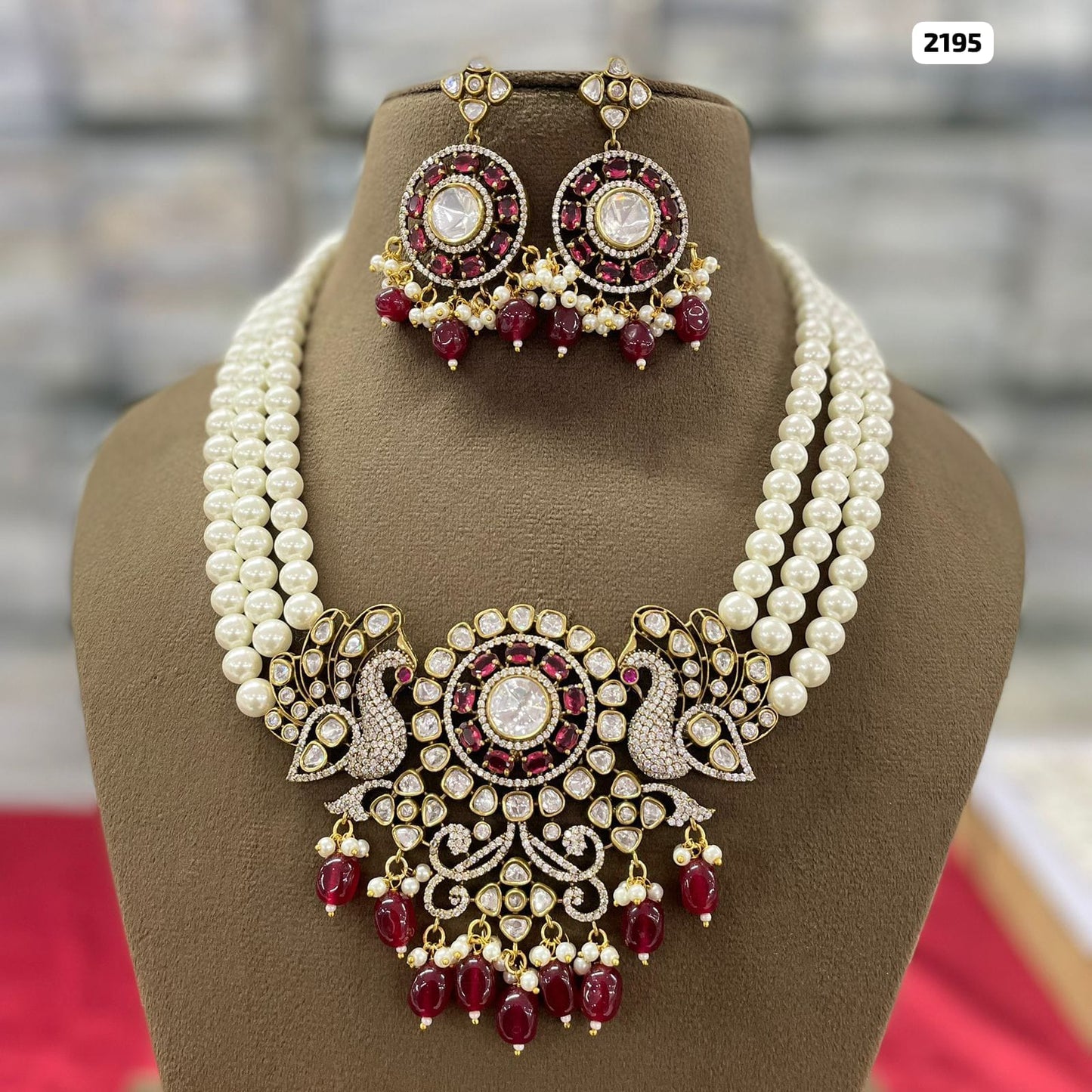 Regal Victorian Peacock Pattern Necklace Set with Matching Earrings