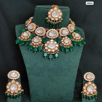 High Quality Polki Un-cut Kundan Necklace Set with Earrings and Maangtikka