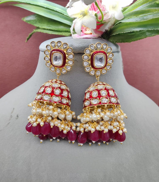 High-Quality Kundan Earrings for Timeless Elegance and Intricate Craftsmanship