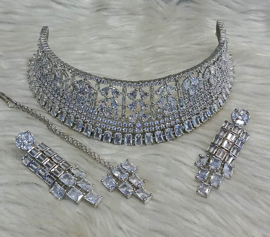 Exquisite Elegance: Premium Quality American Diamond Choker Set with Earrings and Maangtikka