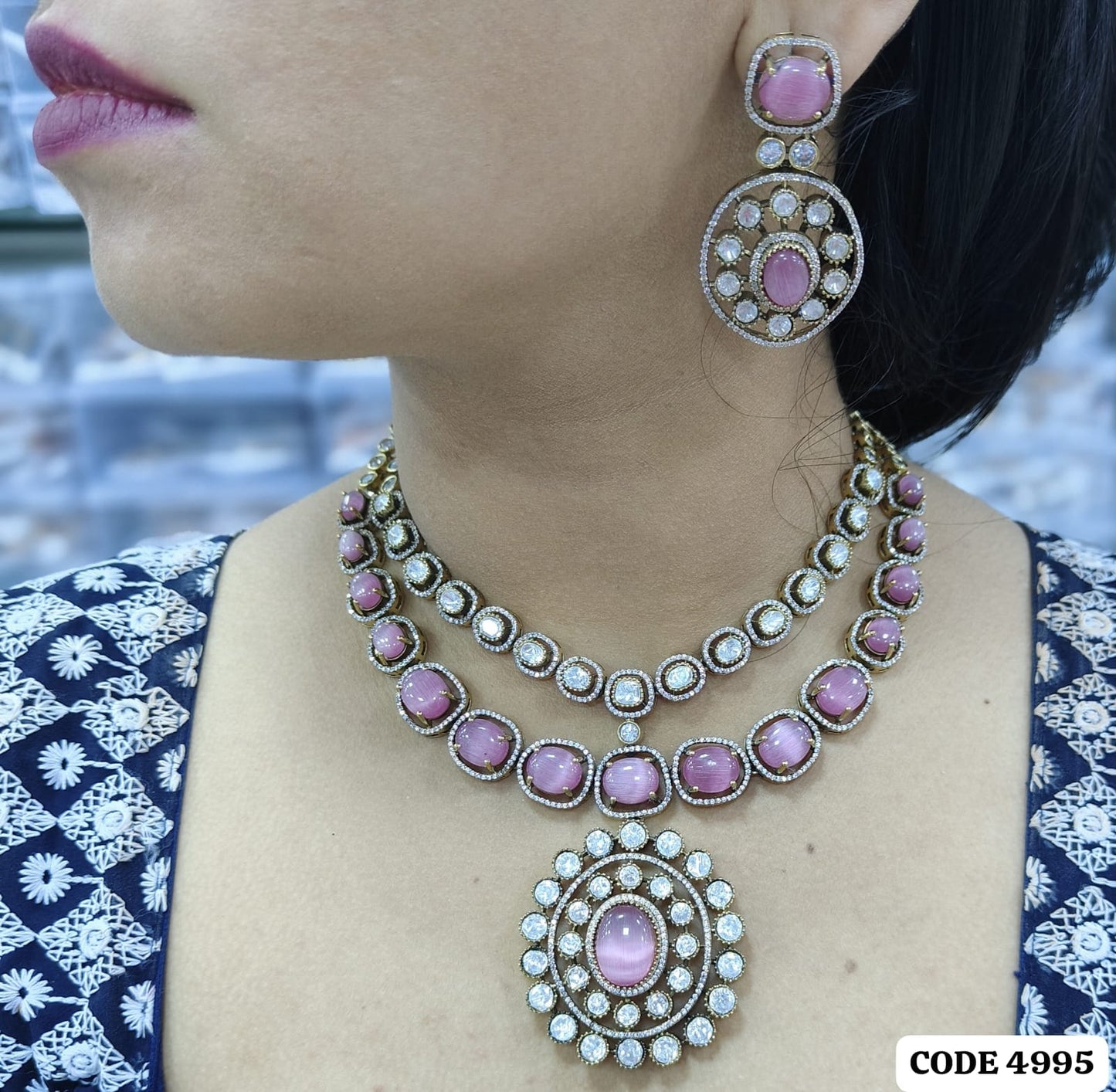 Premium Quality Moissanite Kundan Choker Set with Earrings ,Premium Jewelry , Moissanite Choker , Kundan Jewelry