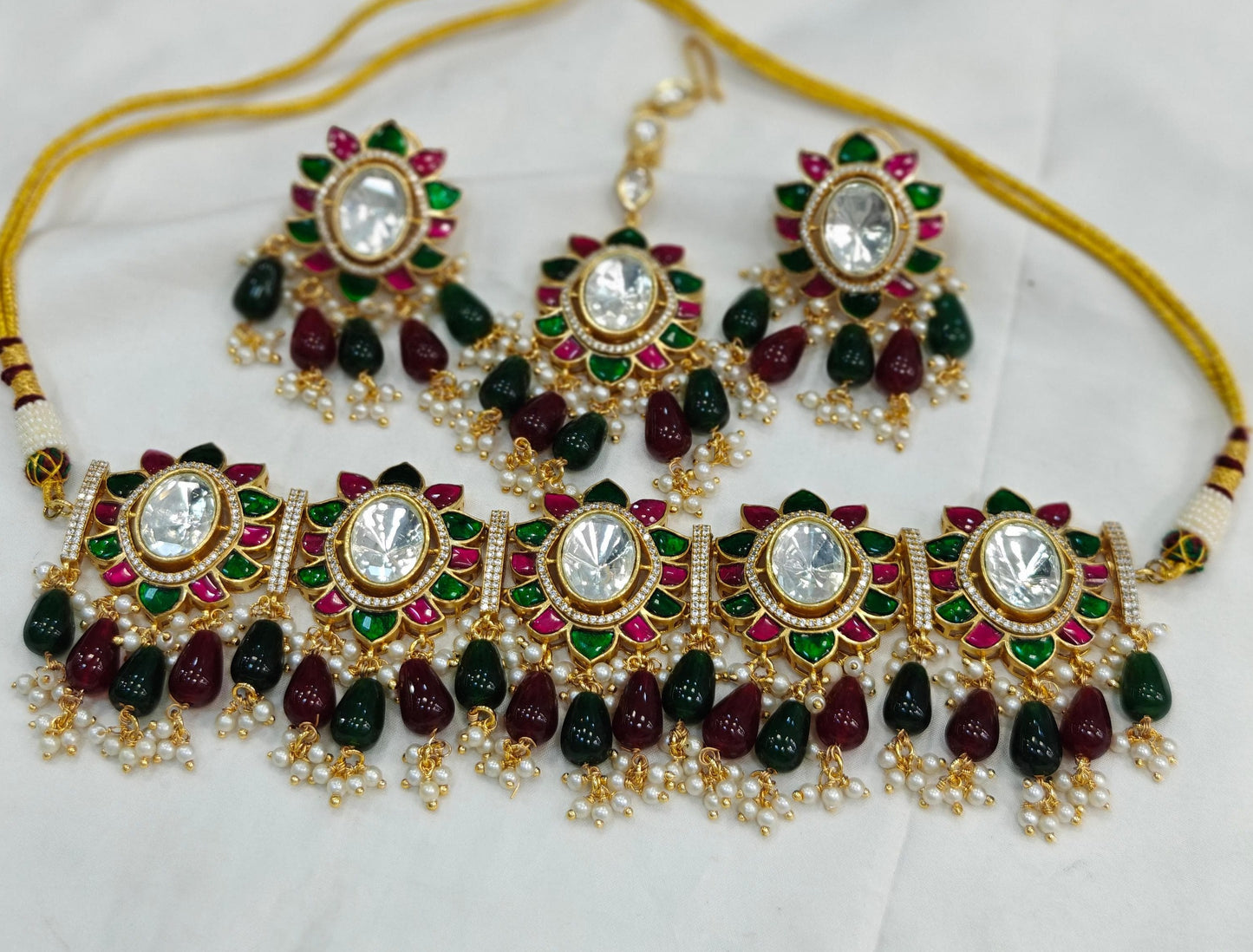 Premium Quality Kundan Choker Set with Earrings and Maangtikka Jewelry