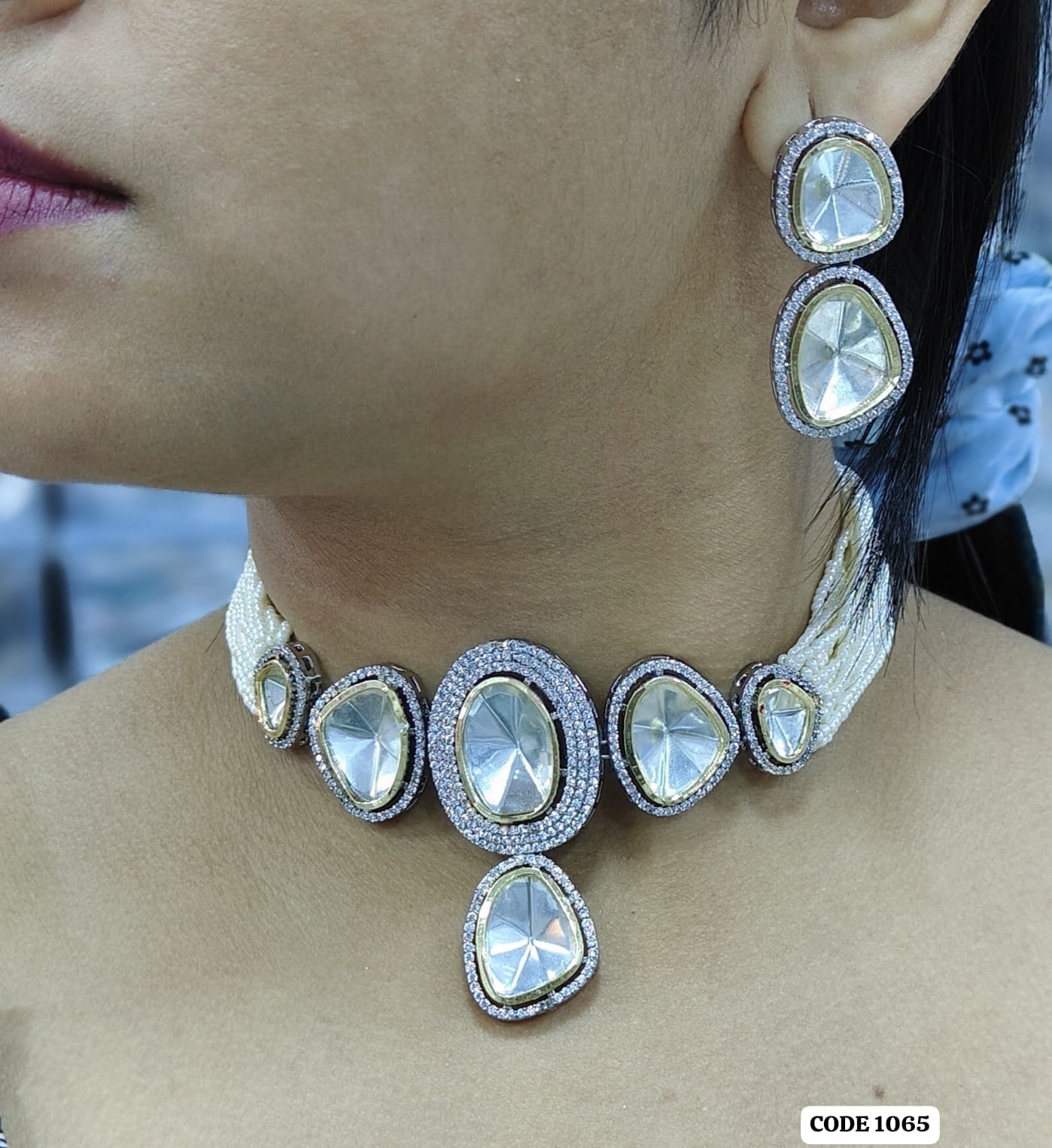 Beautiful Kundan with Pearls Necklace Set with Kundan Earrings , Kundan Necklace , Kundan Earrings