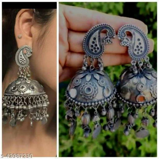 Vintage Vibes: Handcrafted Oxidized Jhumka Marvels