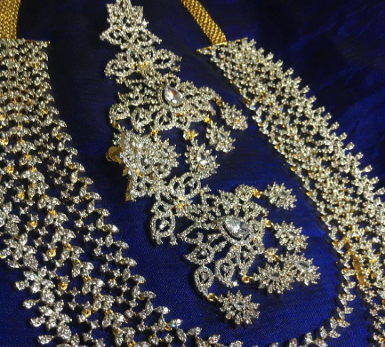 High Quality 5 Lines Diamond Grand Heavy set with 4 inches screw back long grand earring•southindian trending haram