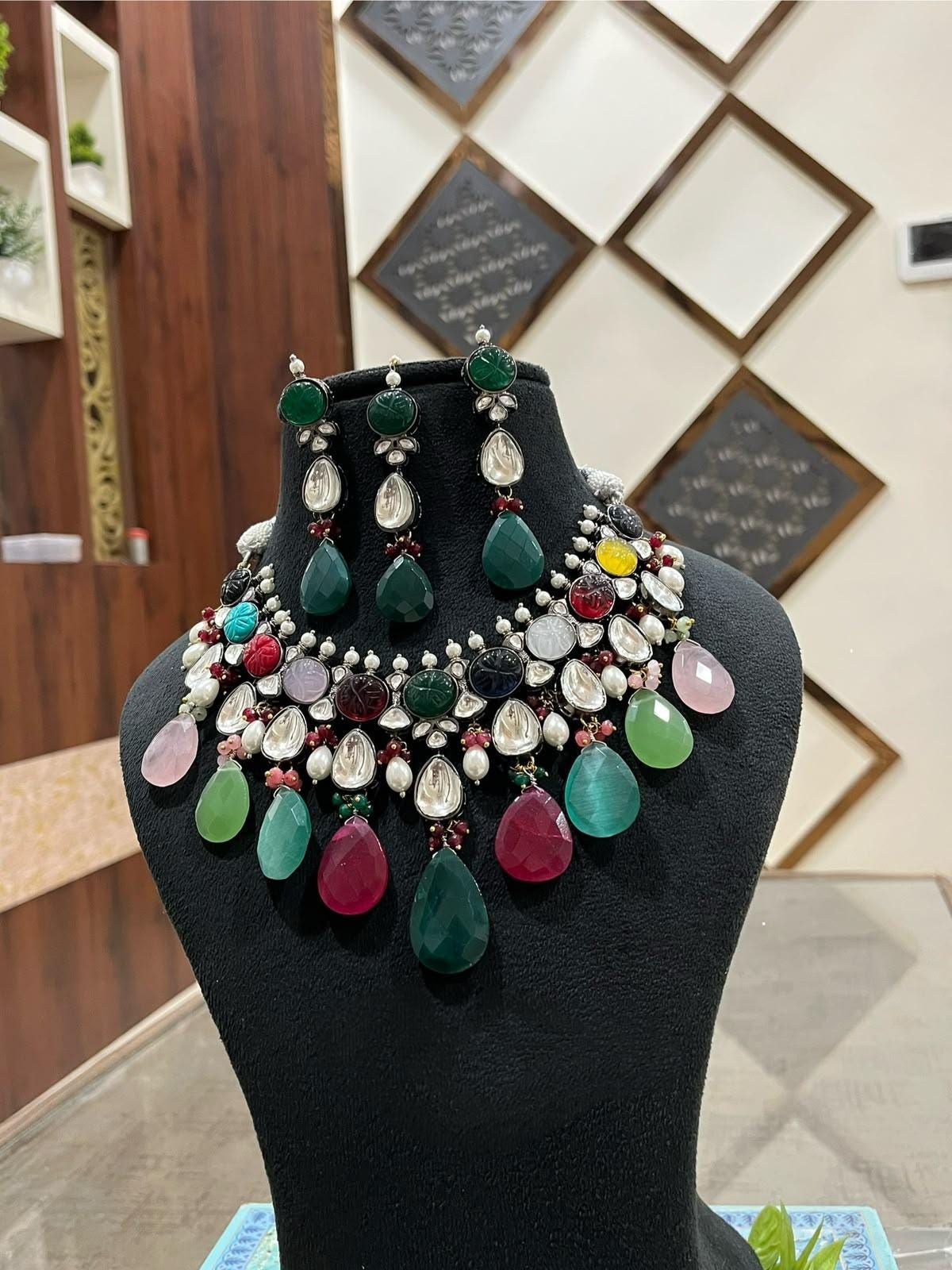 Assorted Carved Stone Kundan Choker Set | Heavy Bridal Polki Statement Necklace & Maang Tikka