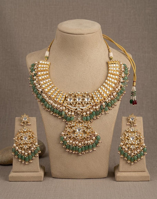 Kundan Bridal Necklace Set, Indian Wedding Jewelry, Floral Choker, Earrings (Matching Set)