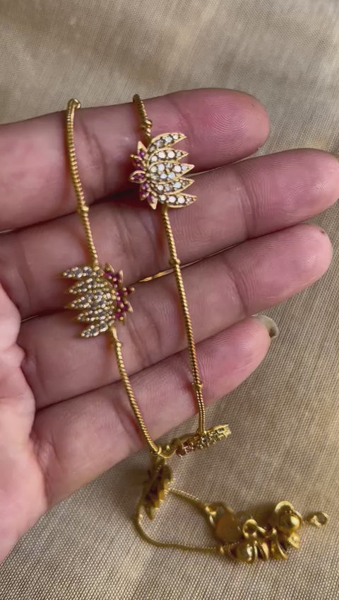 Exquisite Elegance: Victorian Polish Designer Anklet with Triple Pendants