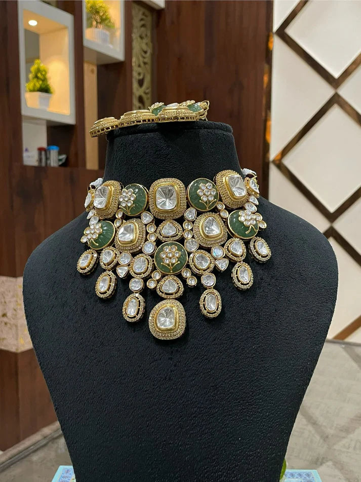 Top 10 Kundan Necklace Set Designs to Shop Online in 2025