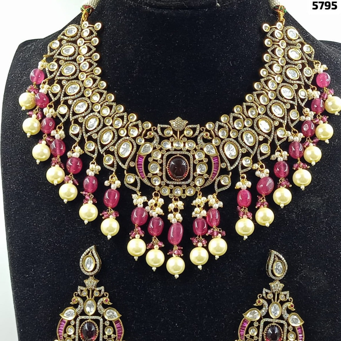 Handmade Kundan Necklace Set with Matching Kundan Earrings , Indian jewelry , Kundan jewelry