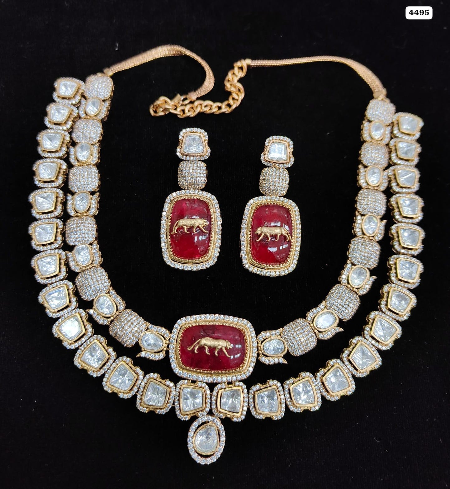 Sabaychi Splendor Polki Kundan Necklace Set with Exquisite Matching Earrings