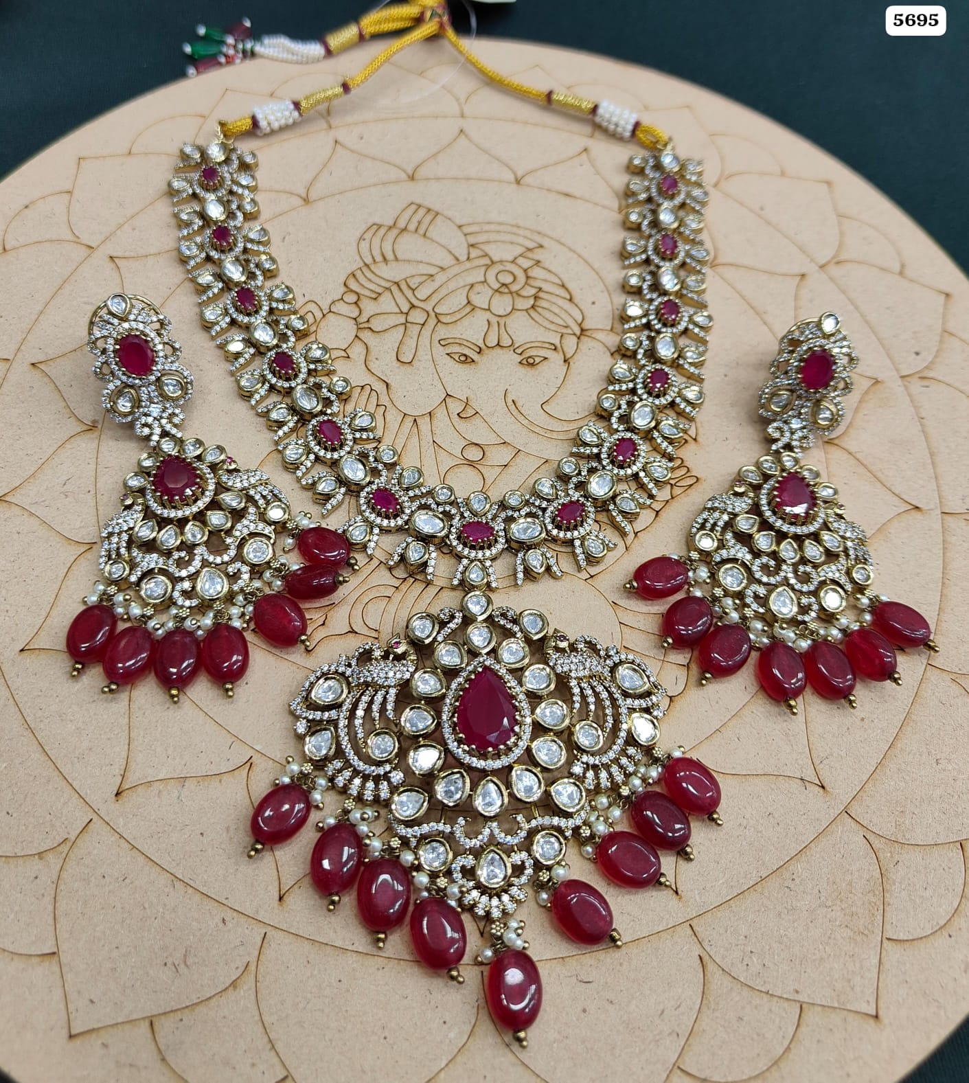 Cameo Dreams: Victorian Necklace and Earrings