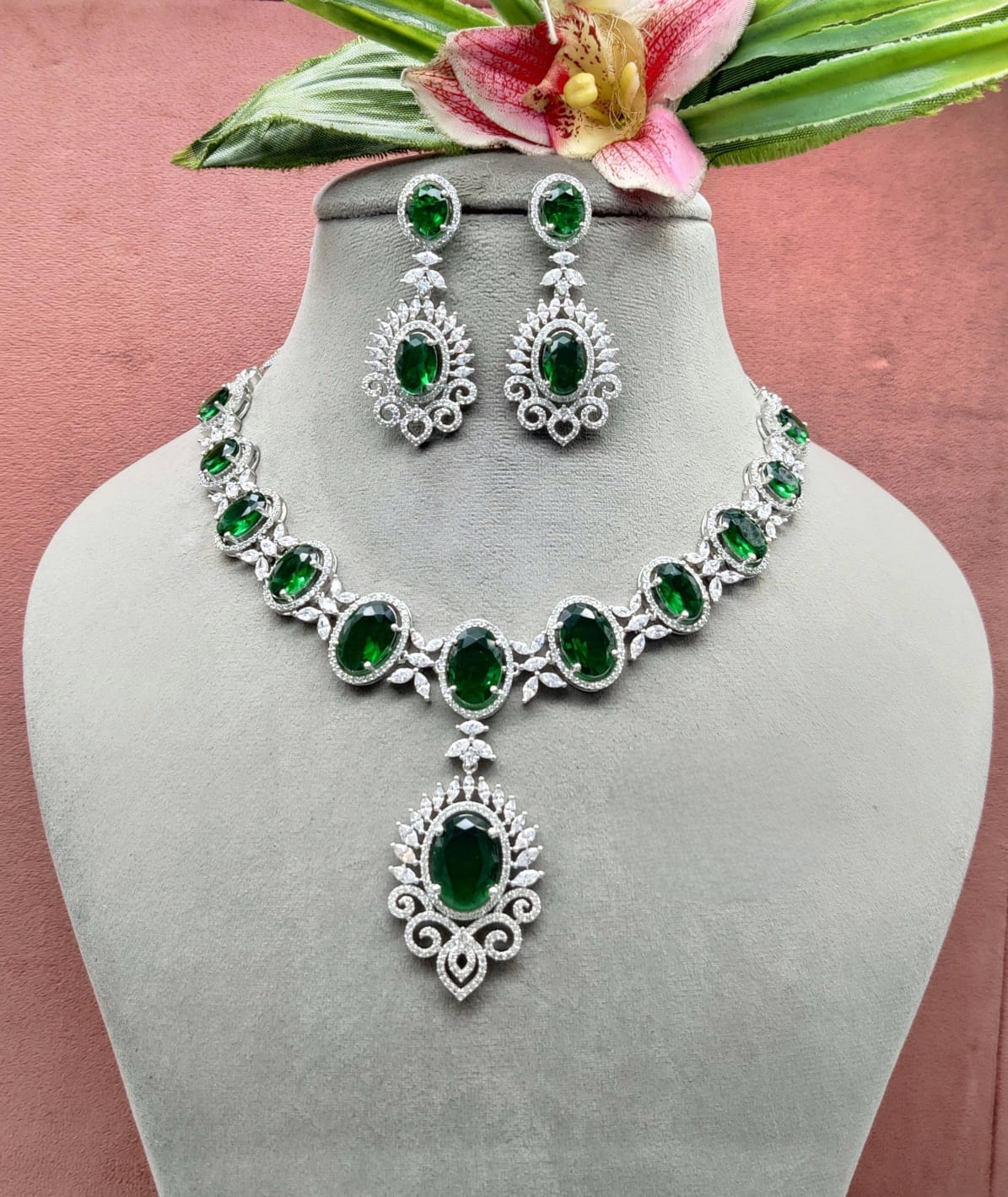 American Diamond Necklace Set with Earrings, occassion necklace, beautiful neckpiece