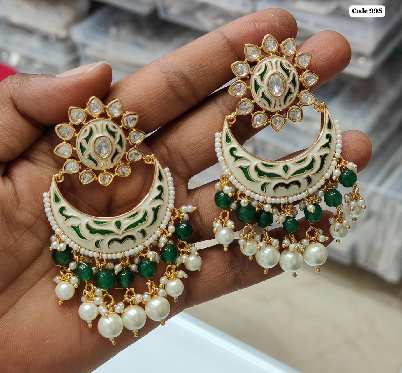 Exquisite Handpainted Meenakari Kundan Earrings: Timeless Jewelry Craftsmanship