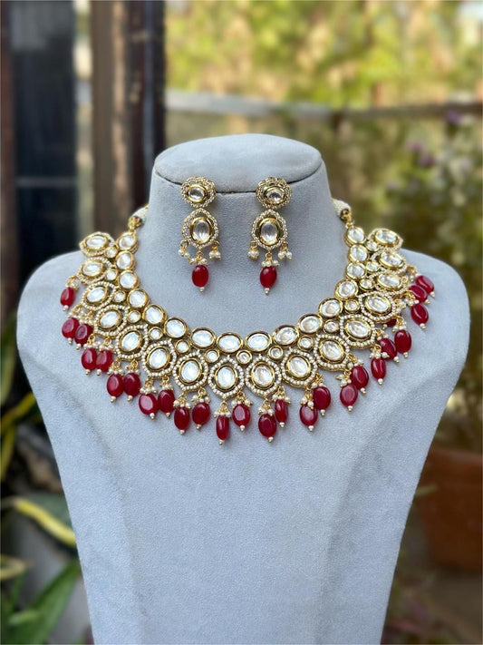 Exquisite Kundan Choker Jewelry Set with Matching Earrings , Stunning Traditional Bridal Jewellery