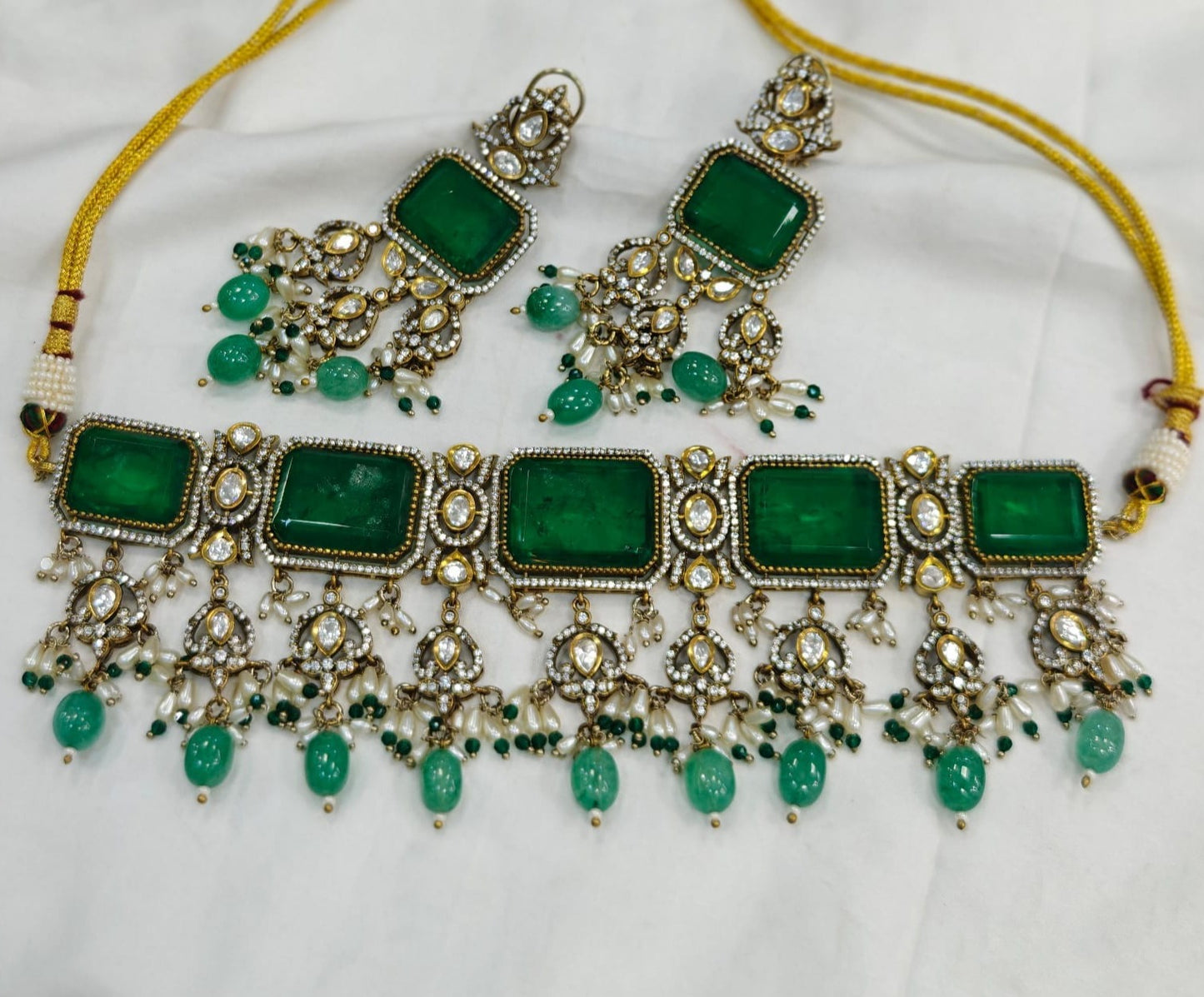 Victorian Doublet Ad Stone Choker with Matching Earrings Jewelry Set , Bollywood jewellery