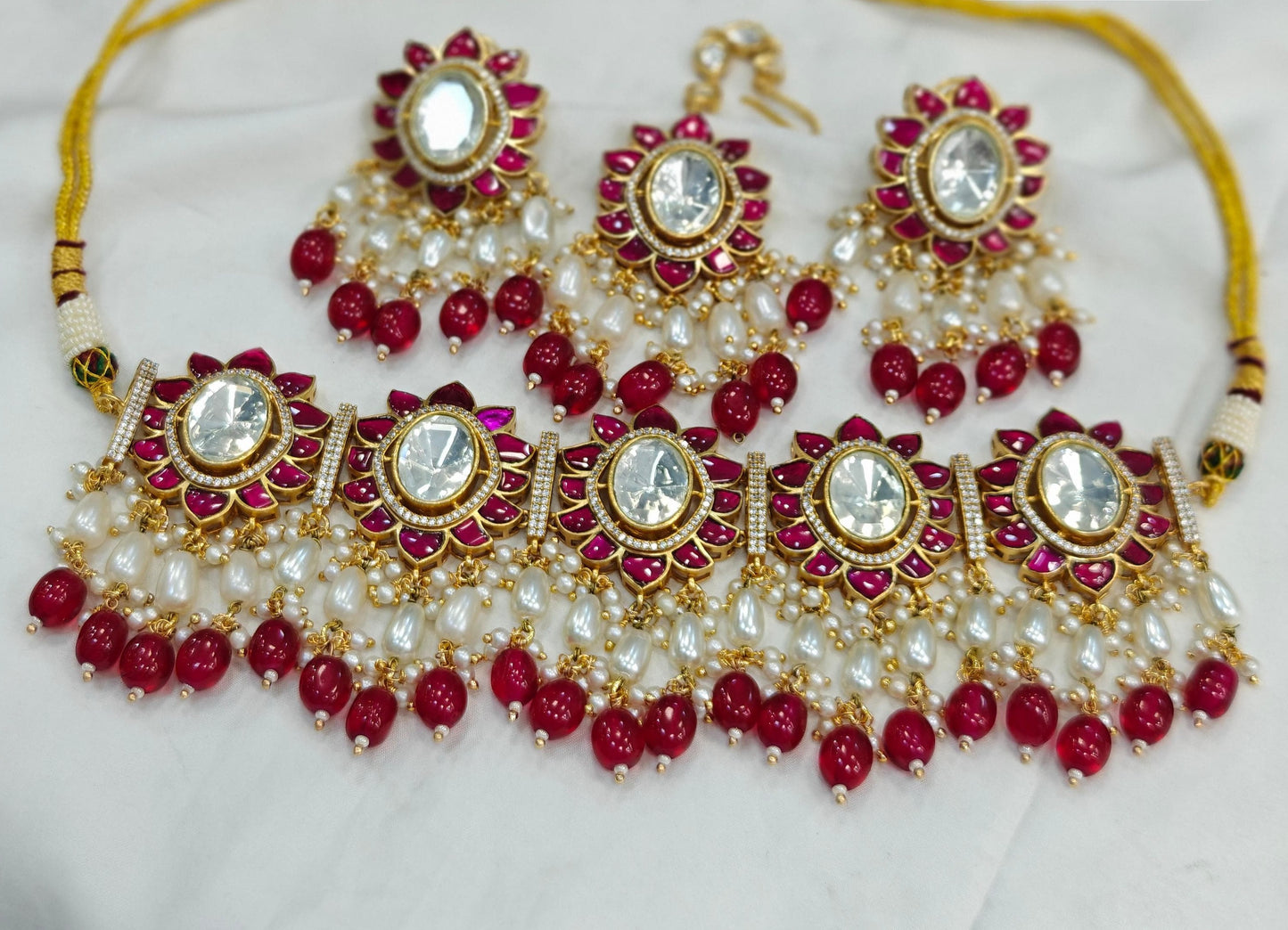 Premium Quality Kundan Choker Set with Earrings and Maangtikka Jewelry