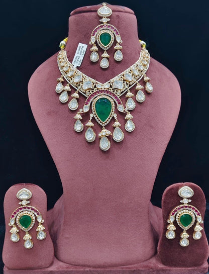 Royal Kundan Bridal Necklace Set with Maang Tikka, Earrings